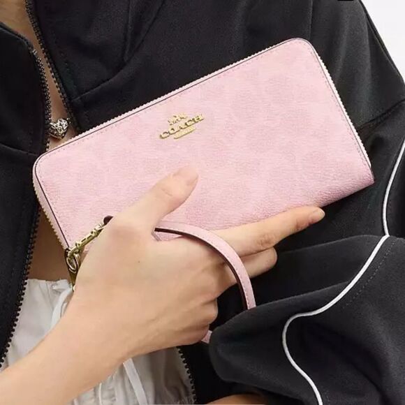 Coach Powder Pink Long Zip Around Wallet In Signature Canvas Bag Purse - Picture 10 of 10